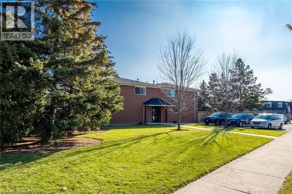 Burlington, ON L7P2A3,2069 MEADOWBROOK RD #4