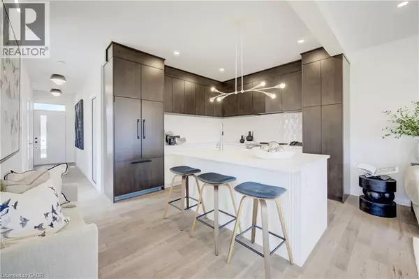 Cambridge, ON N1T0H9,15 ASHFORD Street