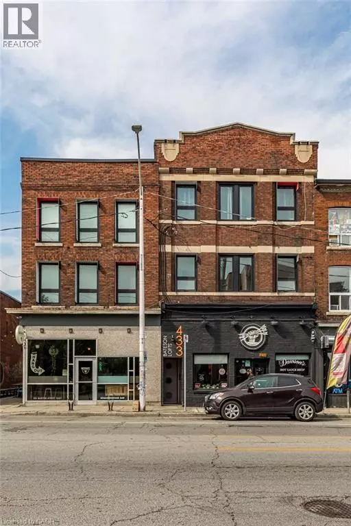 Hamilton, ON L8L2Y5,433 BARTON ST East #302
