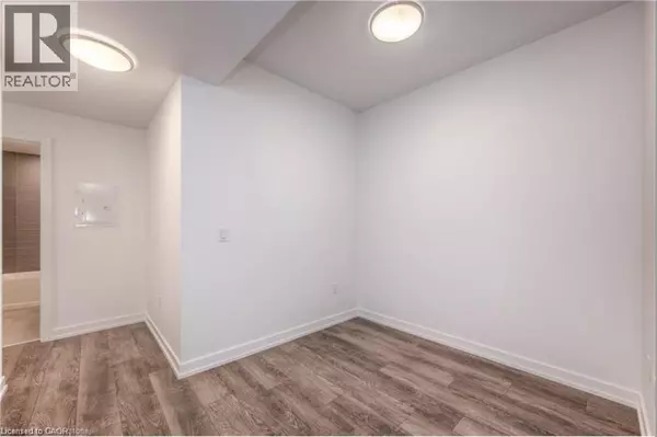 Kitchener, ON N2G0E4,15 WELLINGTON ST South #1610