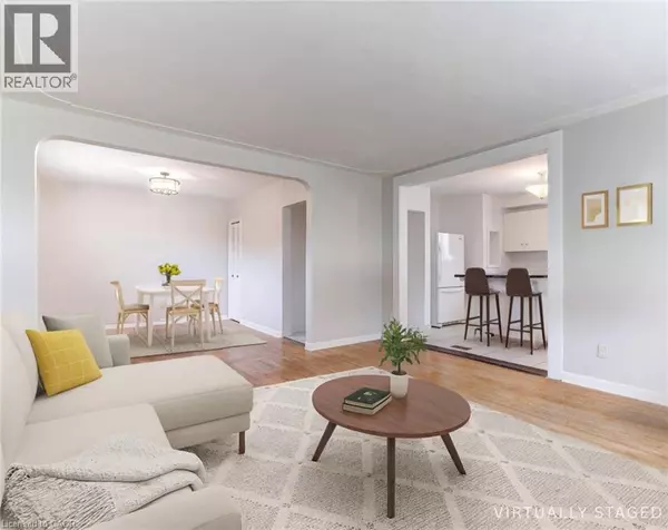 Hamilton, ON L9C4H8,164 WEST 19TH ST #Upper