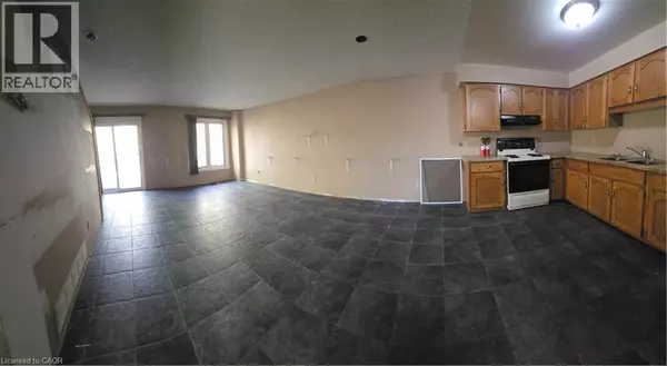 Rockwood, ON N0B2K0,100 INKERMAN ST #14