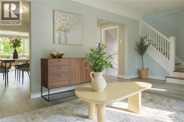 Hamilton, ON L9C3L6,39 CLOVERHILL Road