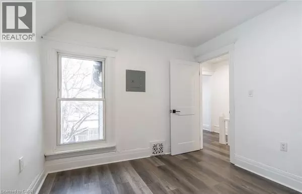 Hamilton, ON L8L6M9,198 SHERMAN AVE North #2