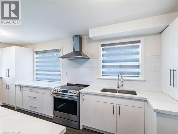 Toronto, ON M2M1M3,194 PLEASANT Avenue