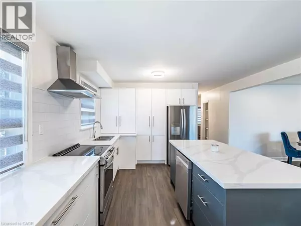 Toronto, ON M2M1M3,194 PLEASANT Avenue