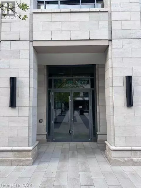 2060 LAKESHORE RD #108, Burlington, ON L7R0G2