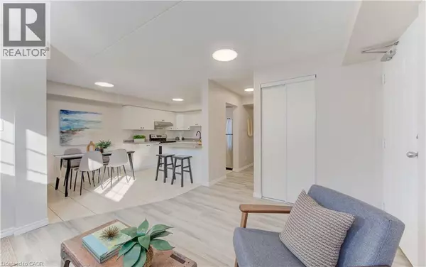 Kitchener, ON N2A0A4,12 HOLBORN DR #E33