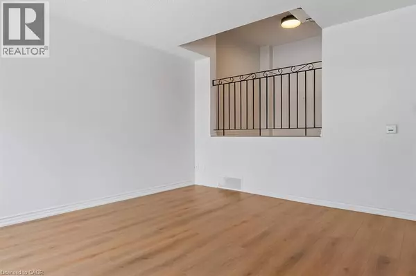 Hamilton, ON L8K5H1,250 MONTMORENCY DR #202