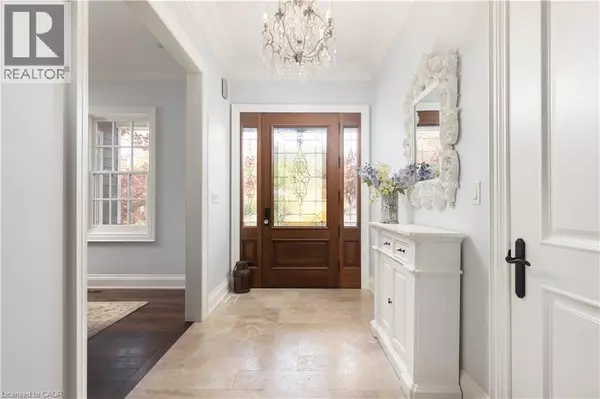 Oakville, ON L6J2P7,2073 DERAMORE Drive