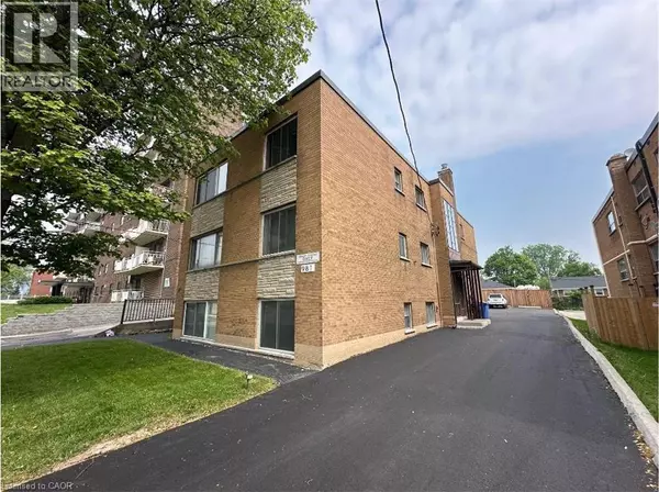 981 MOHAWK Road E, Hamilton, ON L8T2R9