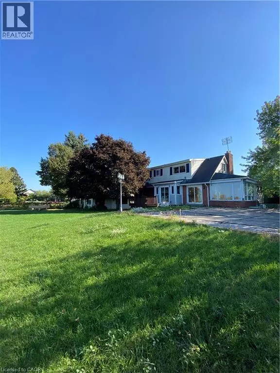 805 RIDGE Road, Hamilton, ON L8J2Y3