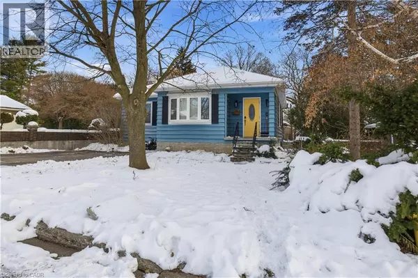 69 LOWREY Avenue N, Cambridge, ON N1R5A4