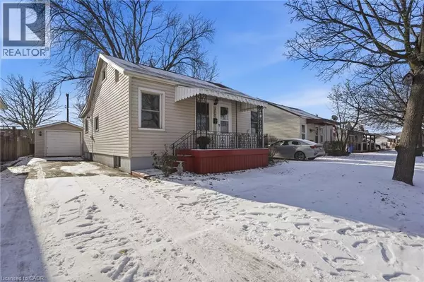 Welland, ON L3B4Z1,373 SIMPSON Avenue