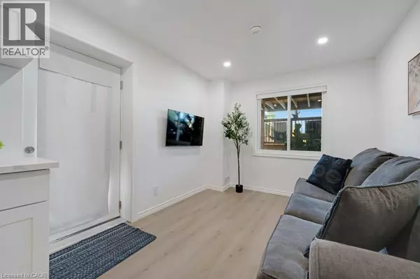 Cambridge, ON N1S0B4,160 FREURE DR #Basement