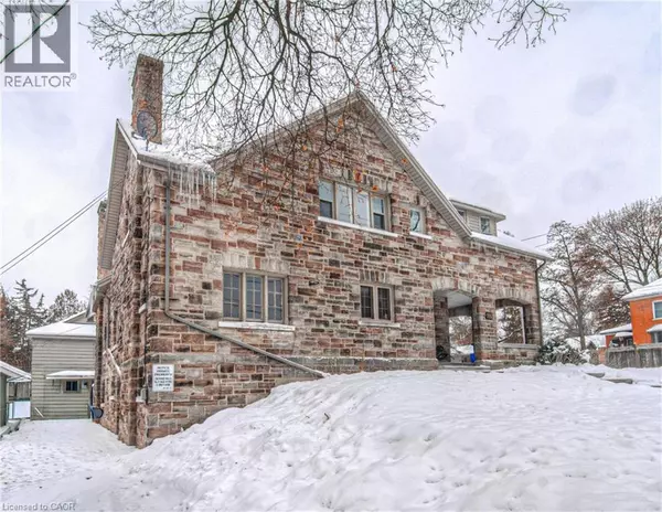 Cambridge, ON N3H3K8,916 QUEENSTON Road