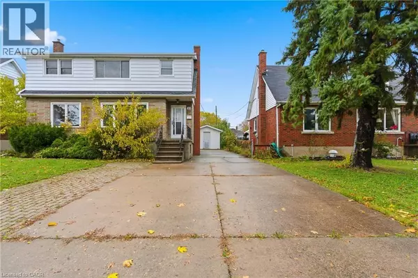 Thorold, ON L2V2M8,20 THOMPSON Avenue