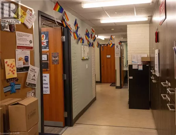 Brantford, ON N3S3N2,365 COLBORNE Street