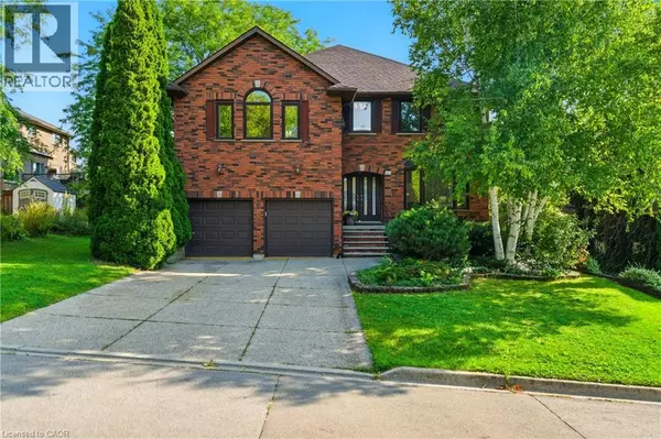 6 RENATA Court, Hamilton, ON L9H6X1