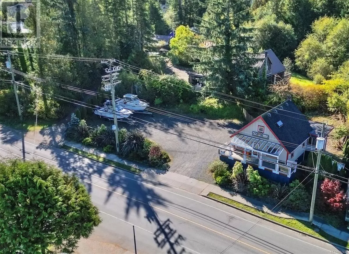 Tofino, BC V0R2Z0,561 Campbell St