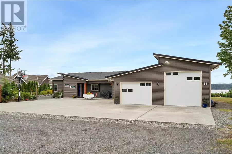 3885 Discovery Dr, Campbell River, BC V9W4X5