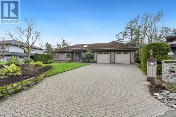 Saanich, BC V8X5H1,4373 Wildflower Lane