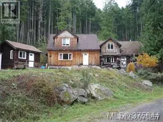 687-689 Shawnigan Lake Rd, Shawnigan Lake, BC V0R2L0