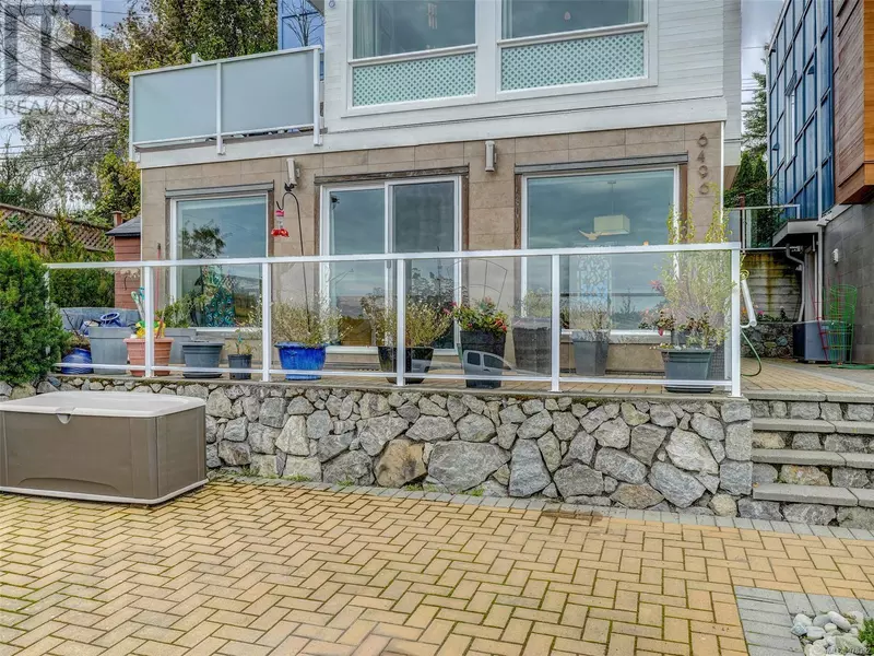 6496 Lanark Rd, Sooke, BC V9Z0X1