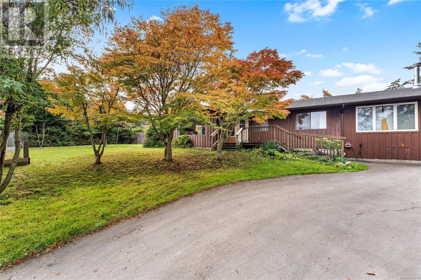 131 Fer de Lance Rd, Salt Spring, BC V8K1B1