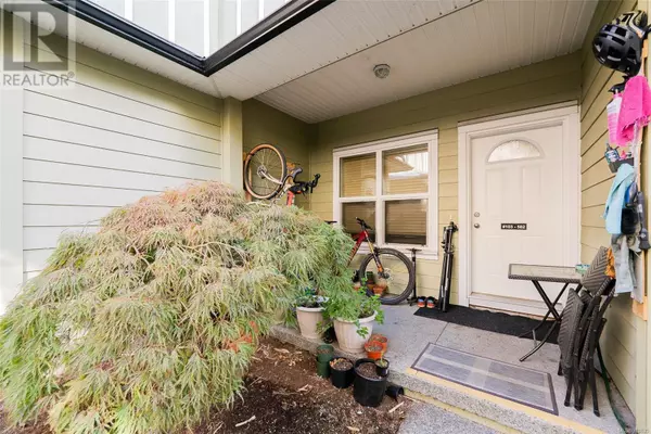 Nanaimo, BC V9S1H6,582 Rosehill ST #103