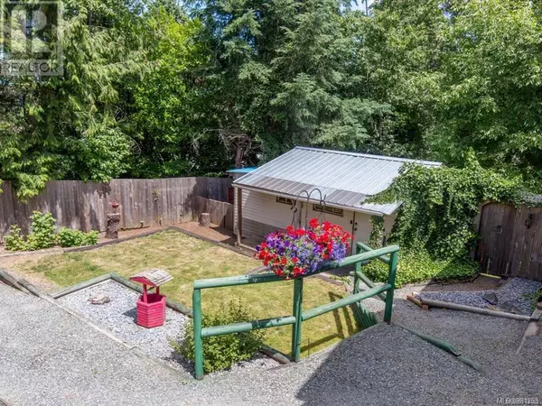 Nanaimo, BC V9R1A7,502 Ninth St