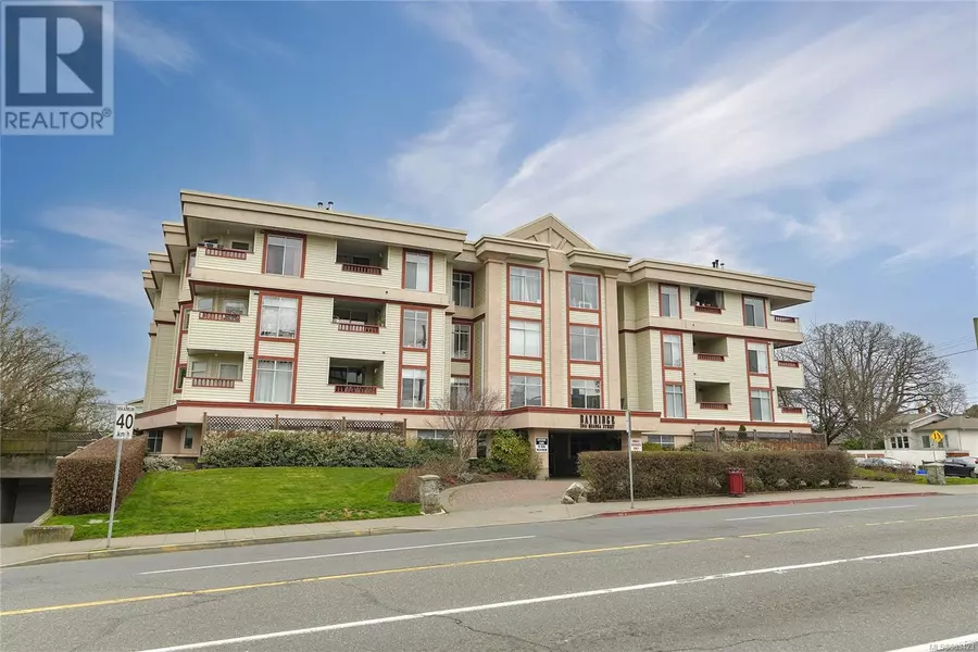 2511 QUADRA ST #305, Victoria, BC V8T4E1