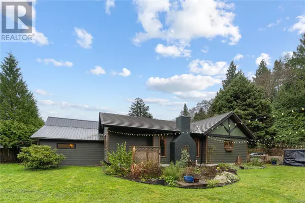 3311 Welch Rd, Qualicum Beach, BC V9K1Z4