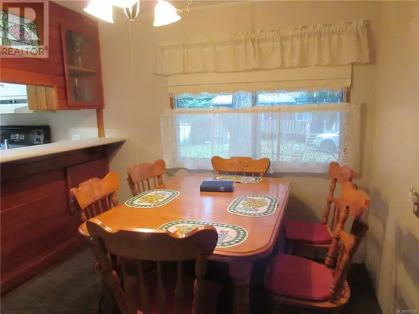 Nanaimo, BC V9R6N3,25 Maki RD #94