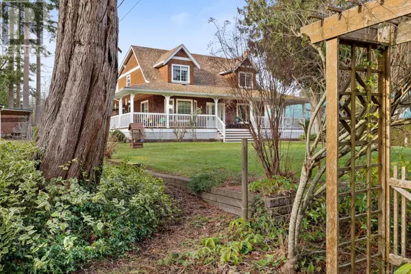 Denman Island, BC V0R1T0,1535 & 1507 Baikie Rd