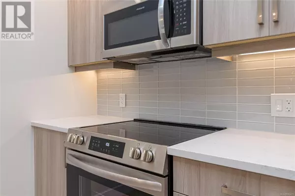 Langford, BC V9B2N7,918 Jenkins AVE #405