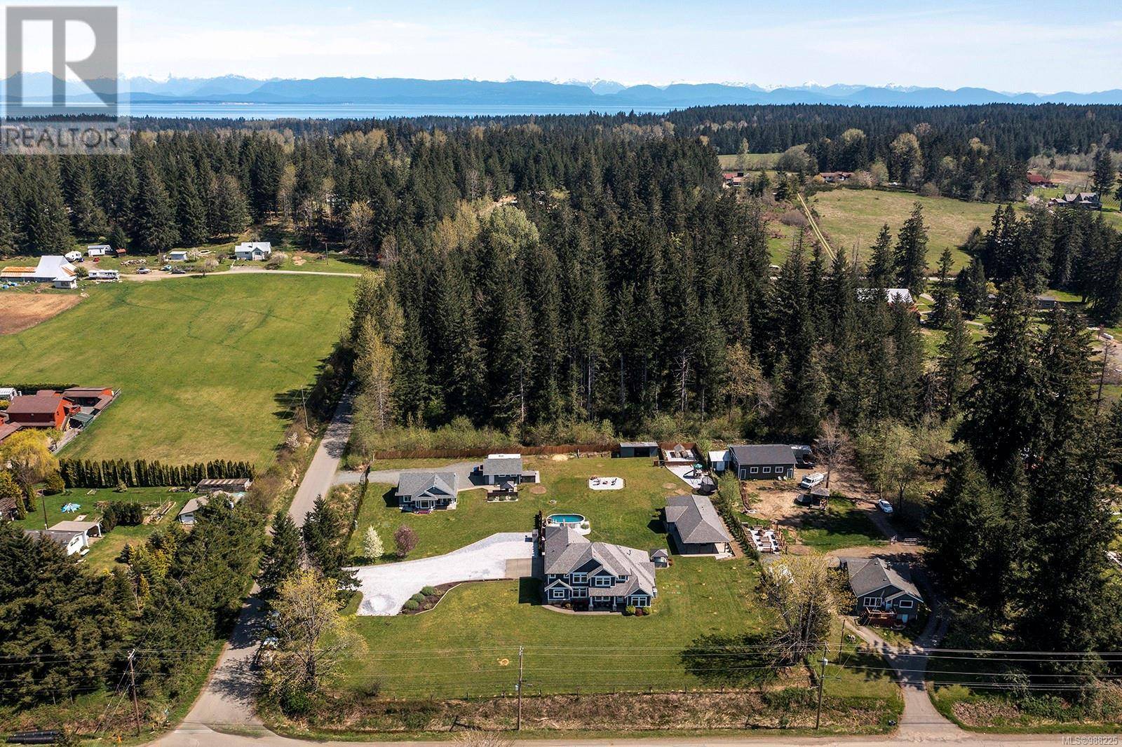 Courtenay, BC V9J1T4,2495 Graham Rd