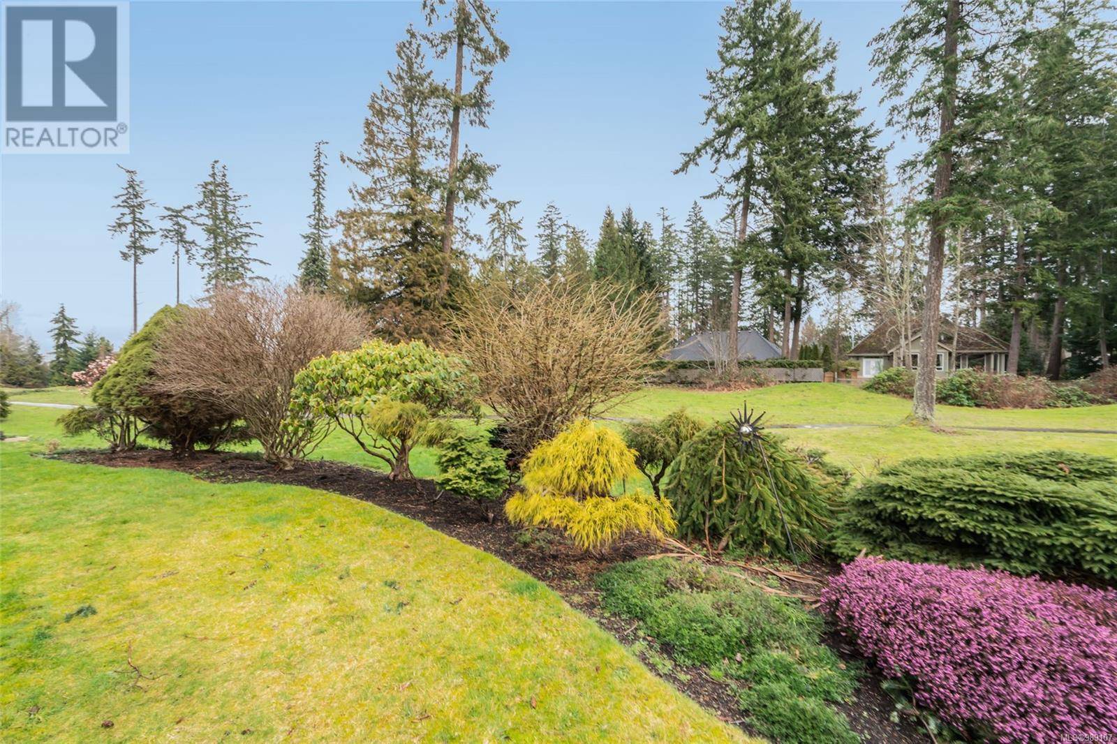 Qualicum Beach, BC V9K2M1,1323 Leeward Way
