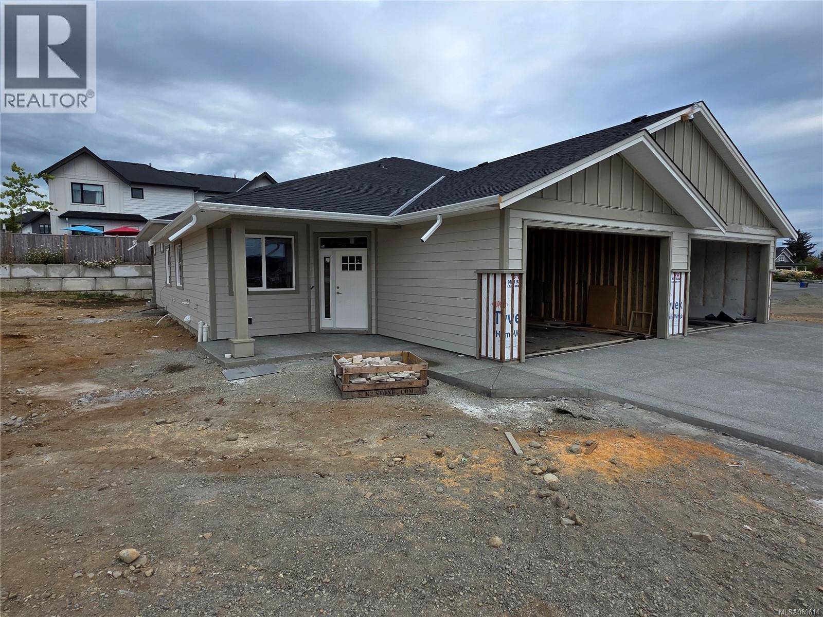343 Arizona DR #4, Campbell River, BC V9H0C6
