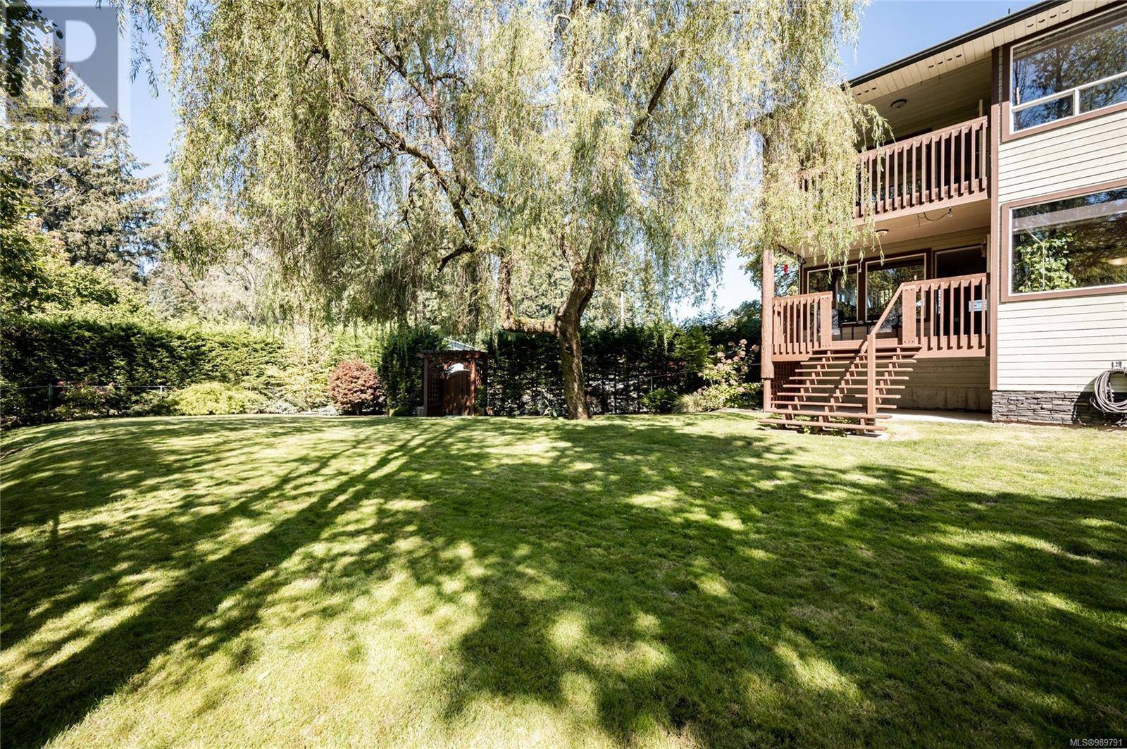Campbell River, BC V9W6A2,2107 Ebert Rd