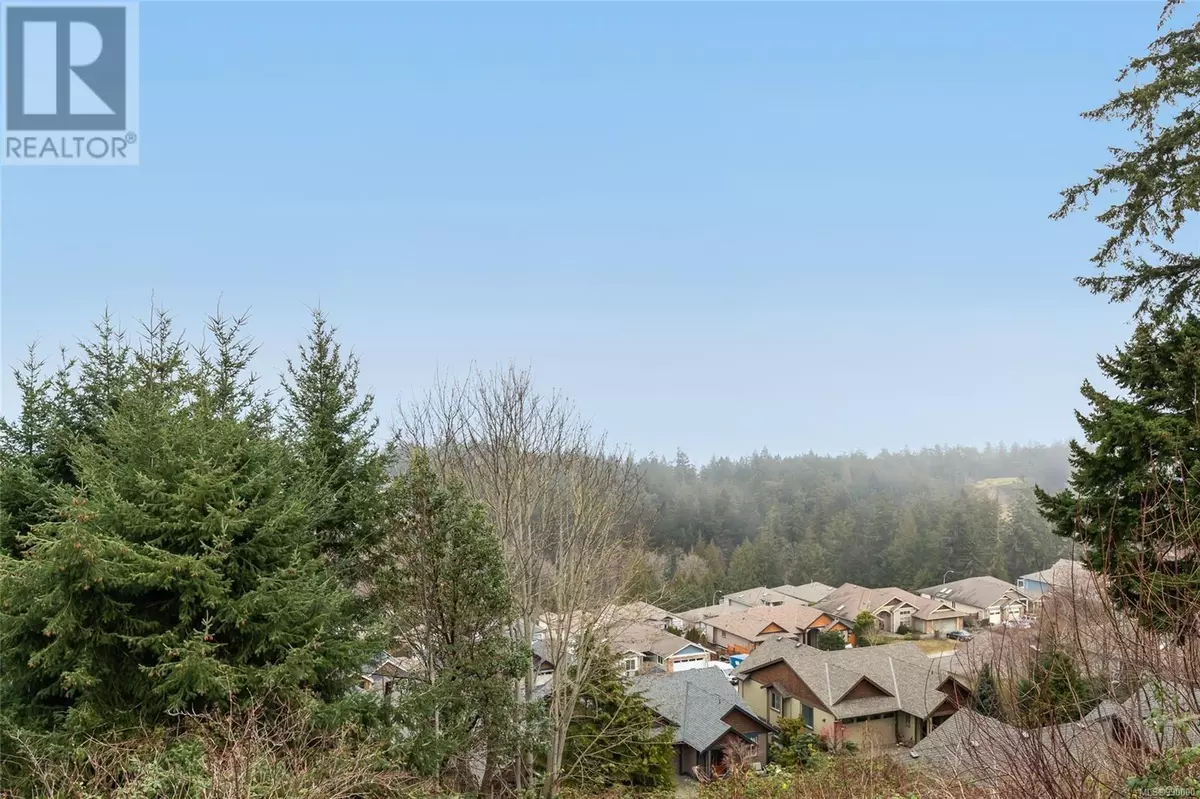 Nanaimo, BC V9T5C3,4718 Laguna Way