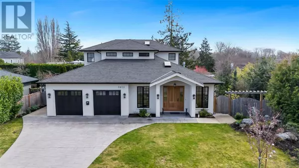 3033 Devon Rd, Oak Bay, BC V8R6C8