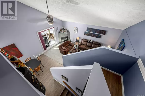 Courtenay, BC V9J1L0,828 Washington WAY #D