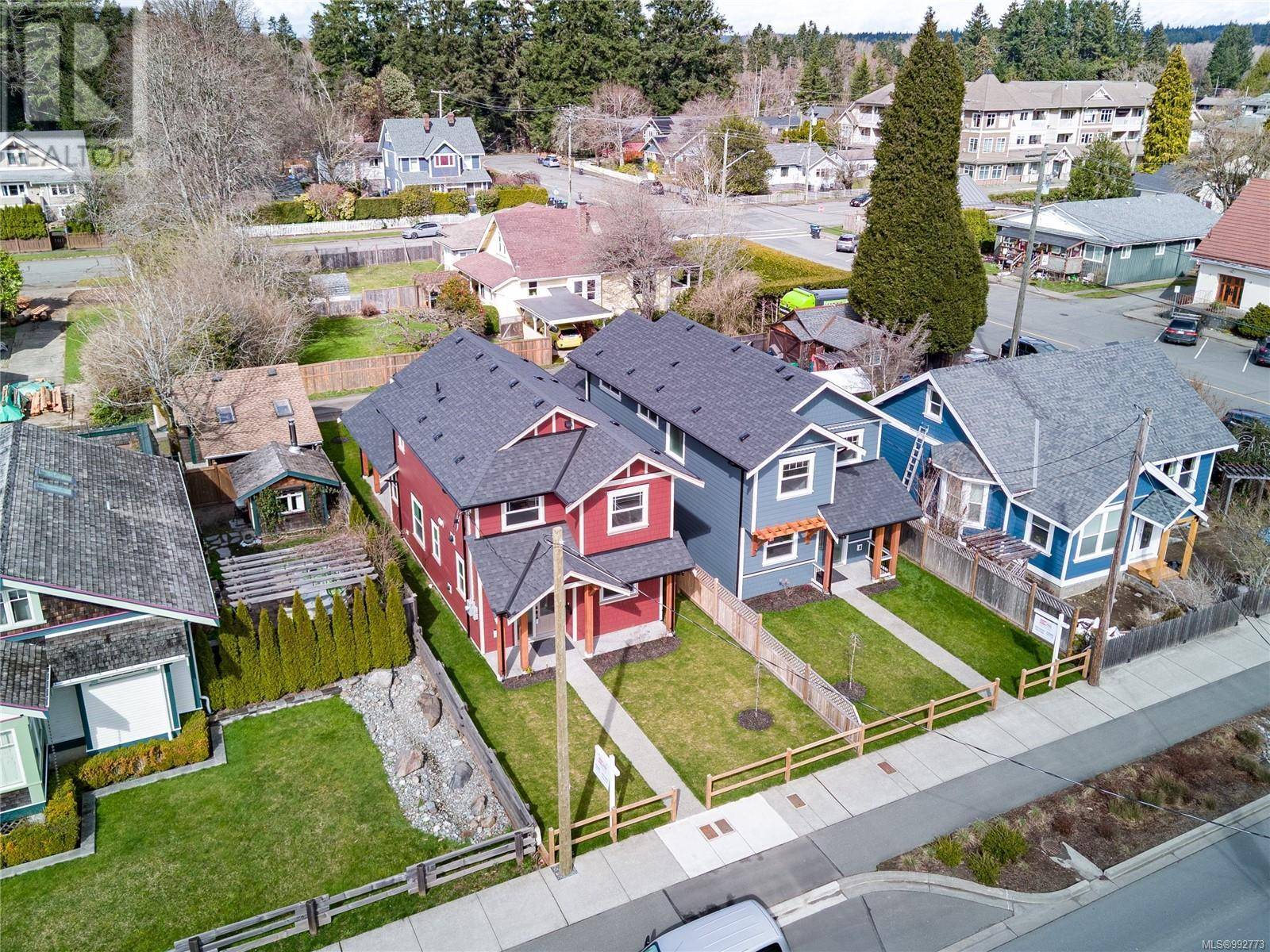 Courtenay, BC V9N1K5,649 5th St