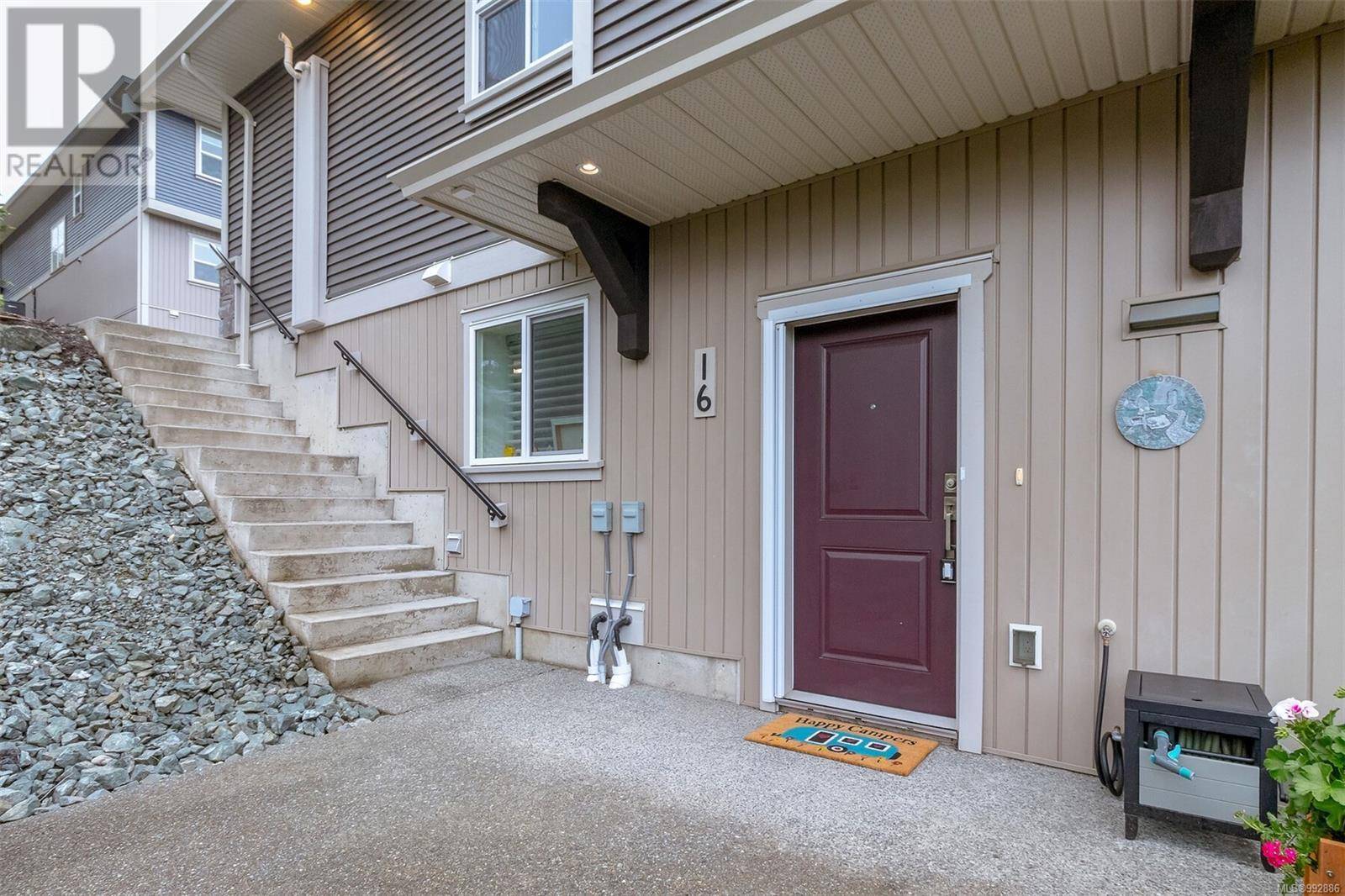 Duncan, BC V9L0B3,1295 Kingsview RD #16