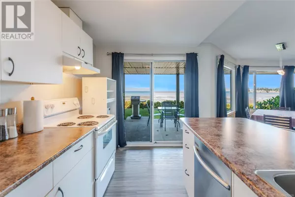 Parksville, BC V9P2E2,1165 Resort DR #309