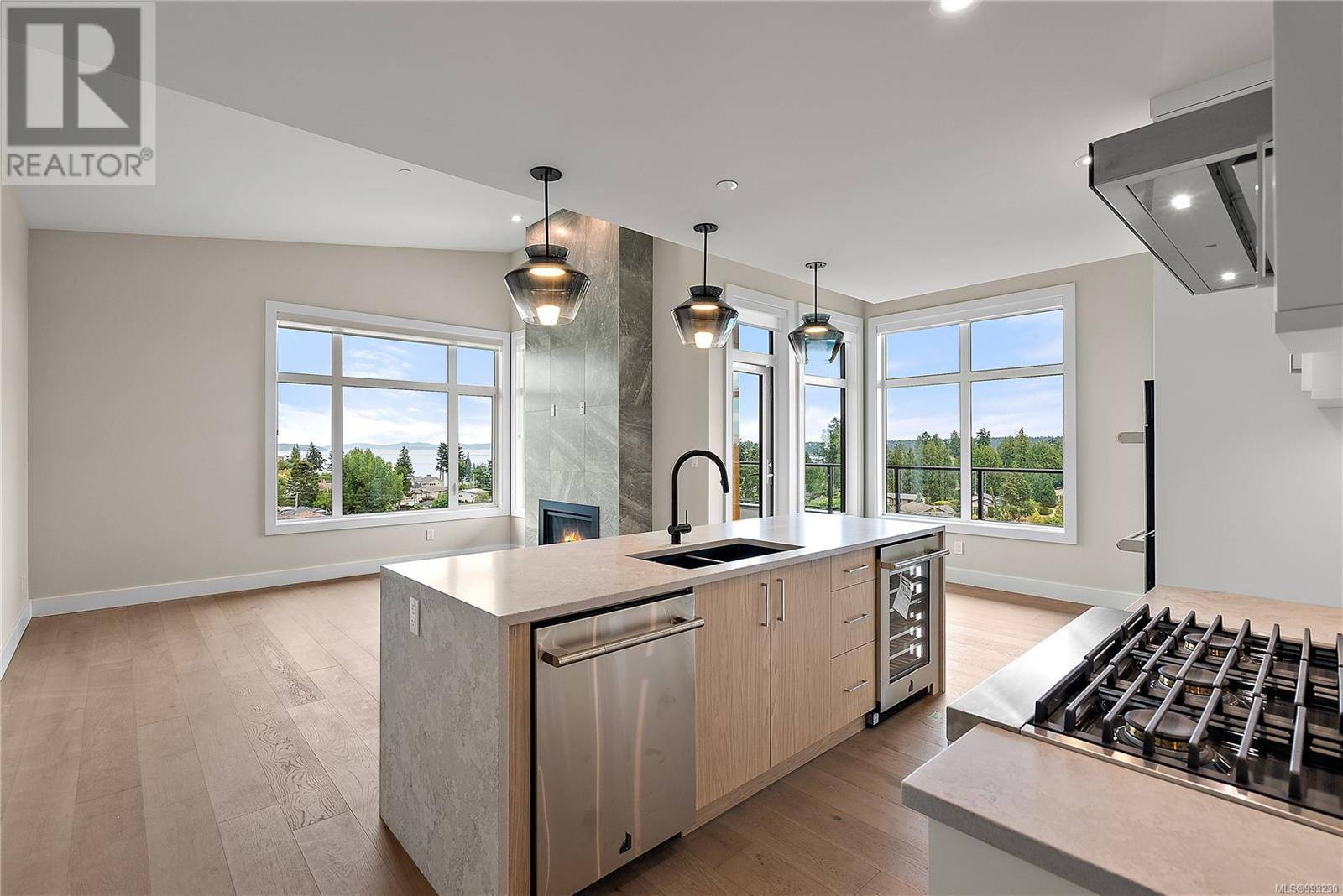 Central Saanich, BC V8M0B9,2520 Hackett CRES #101