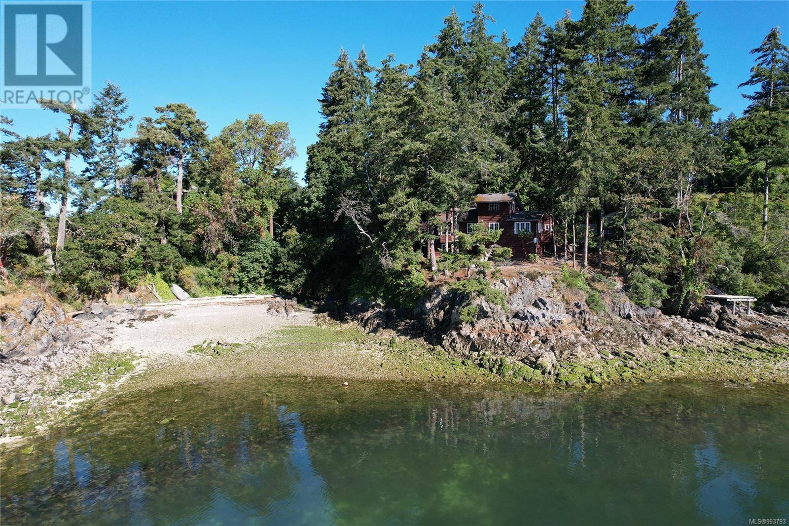 131 Morningside Dr, Salt Spring, BC V8K1X1