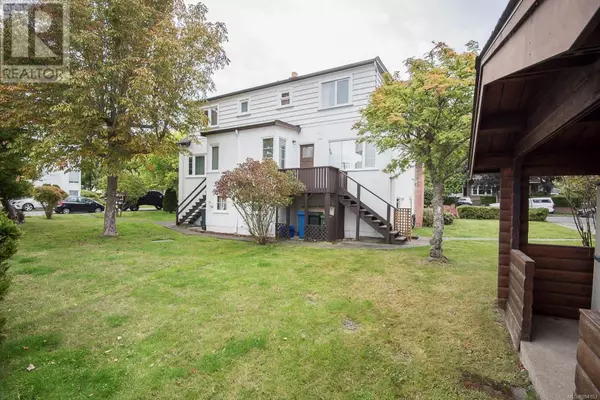 Oak Bay, BC V8S3B8,2634 Currie Rd