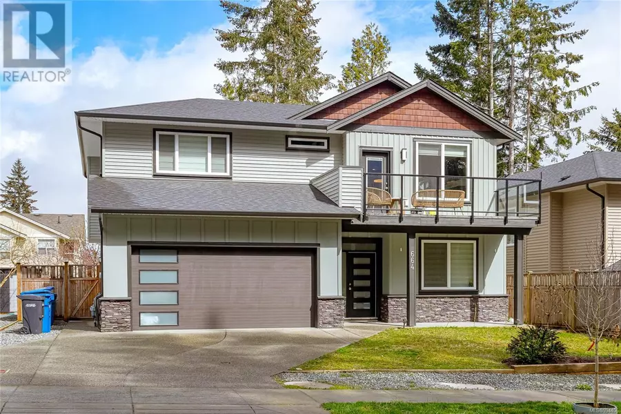 664 Eighth St, Nanaimo, BC V9R0L1
